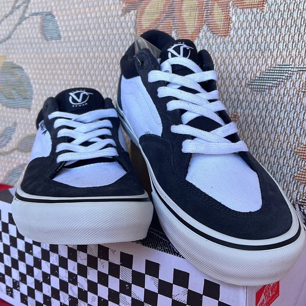 Vans Men’s Rowan Dark Navy/White VN0A5JICCZP Sneakers